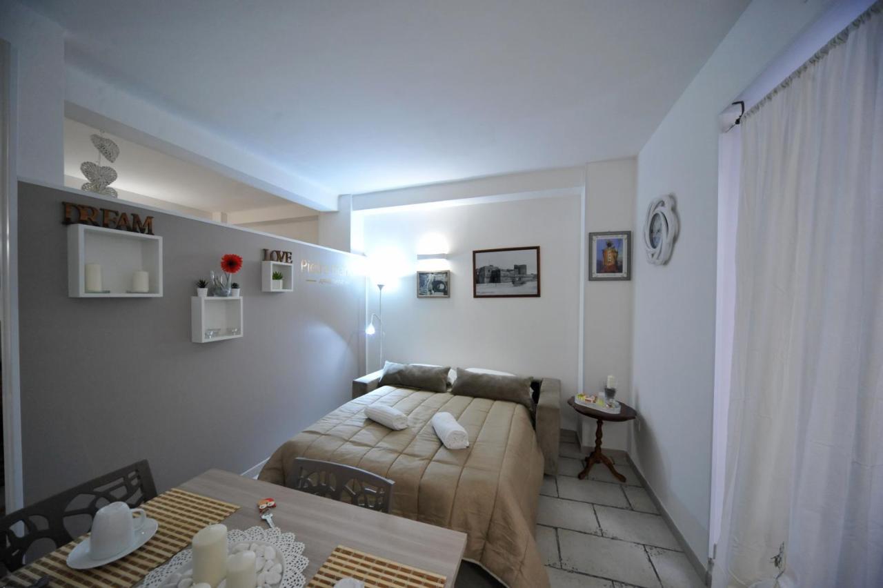 Pietra Bianca Appartment Bari Eksteriør bilde