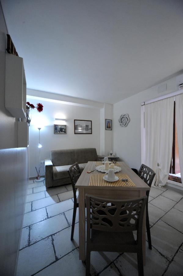 Pietra Bianca Appartment Bari Eksteriør bilde